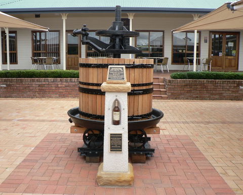 Best Tour - Accommodation in Bendigo 1