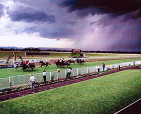 Hawkesbury Race Club - Accommodation in Bendigo 0