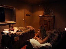 Cocos Hair And Day Spa - Accommodation in Bendigo 1