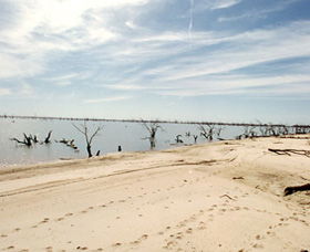 Lake Victoria - Accommodation in Bendigo 1