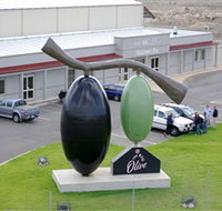 The Big Olive - Accommodation in Bendigo