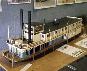 Wentworth Model Paddlesteamer Display - Accommodation in Bendigo 2