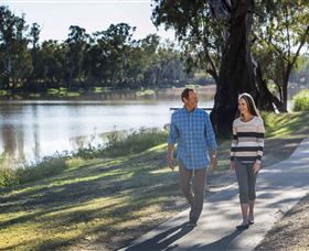 St George Riverbank Walkway - Accommodation in Bendigo 1