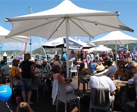 Live Entertainment At Magnetic Island - Accommodation in Bendigo 2