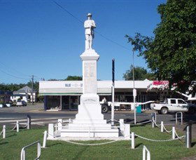 Sarina War Memorial - Accommodation in Bendigo 1