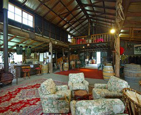 Paramoor Winery - Accommodation in Bendigo 1