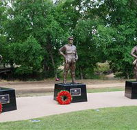 VC Memorial Park - Honouring Our Heroes - Accommodation in Bendigo