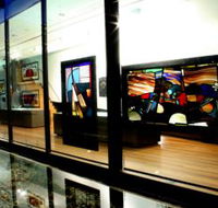 National Art Glass Collection - Accommodation in Bendigo