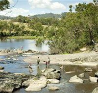 Polly McQuinns - Accommodation in Bendigo