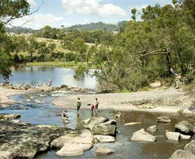 Polly McQuinns - Accommodation in Bendigo 0