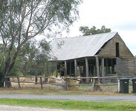 Cobb And Co Stables Morven - Accommodation in Bendigo 1