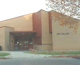 Cowra Regional Art Gallery - Accommodation in Bendigo 0