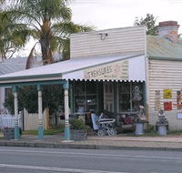 Lady Gails Bookshop and Curios - Accommodation in Bendigo