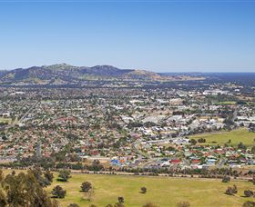 Huon Hill Parklands - Accommodation in Bendigo 1