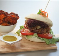 Gerry's  The Commercial Hotel - Accommodation in Bendigo