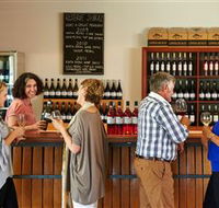 Upper Reach Winery and Cellar Door - Accommodation in Bendigo