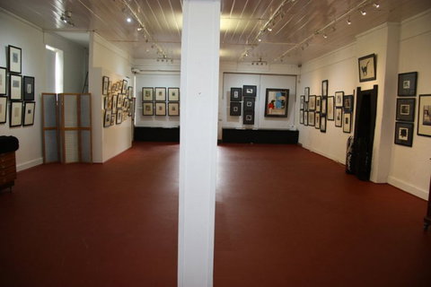 FyreGallery - Accommodation in Bendigo 7