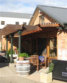 Eling Forest Cellar Door And Cafe - Accommodation in Bendigo 2