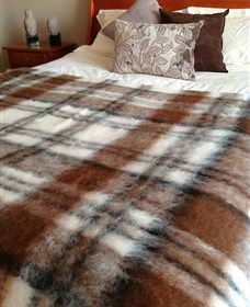 Australian Alpaca Barn - Pokolbin - Accommodation in Bendigo 4