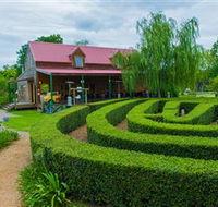 Amazement Farm and Fun Park / Cafe and Farmstay Accommodation - Accommodation in Bendigo