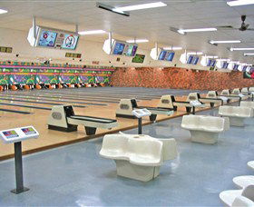 Bateau Bay Ten Pin Bowl - Accommodation in Bendigo 0