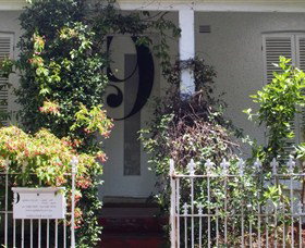 Gallery 9 - Accommodation in Bendigo 0