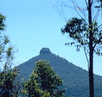 Pigeon House Tea Rooms Pitch and Putt Golf Course - Accommodation in Bendigo