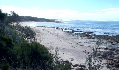 Monument Beach Picnic Area - Accommodation in Bendigo 0