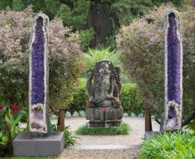 Crystal Castle And Shambhala Gardens - Accommodation in Bendigo 2