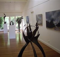 Ivy Hill Gallery - Accommodation in Bendigo