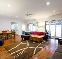 The Retreat Port Stephens - Accommodation in Bendigo
