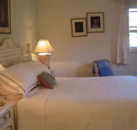 Trafalgar Bed and Breakfast and Annie's cottage - Accommodation in Bendigo