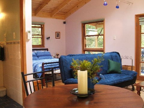 Bluegums Cabins - Accommodation in Bendigo 2