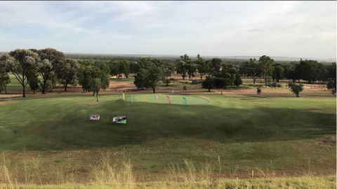 Moranbah Golf Club Inc. - Accommodation in Bendigo 2