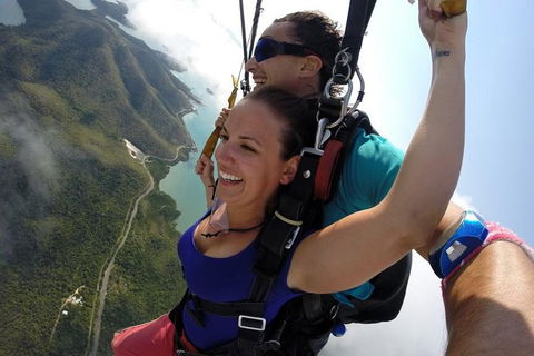 Airlie Beach Tandem Skydive - Accommodation in Bendigo 3