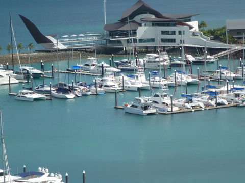Whitehaven Beach And Hamilton Island Cruise - Accommodation in Bendigo 3