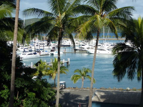 Whitehaven Beach And Hamilton Island Cruise - Accommodation in Bendigo 7