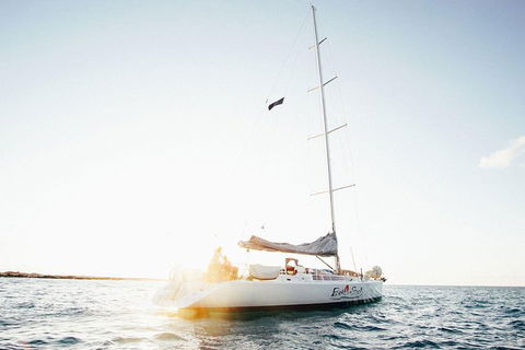 Broomstick Whitsundays Maxi Sailing (2 Days, 2 Nights) - Half A Double Bed - Accommodation in Bendigo 0