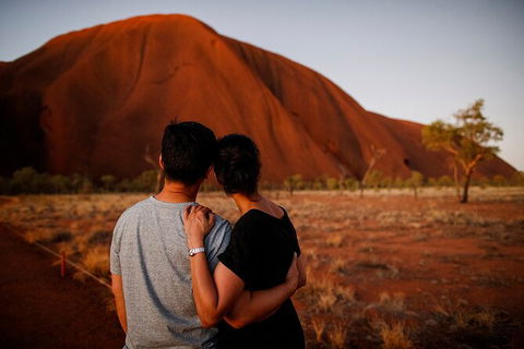 Uluru Sunrise And Guided Base Walk - Accommodation in Bendigo 16