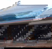 Heaths Old Wares and Collectables - Accommodation in Bendigo