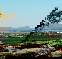 Hermit's Cave and Lookout - Accommodation in Bendigo