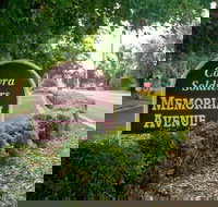 Memorial Avenue in Cowra - Accommodation in Bendigo