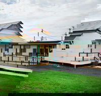 The Old Injune Courthouse and Museum - Accommodation in Bendigo