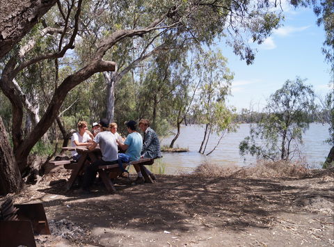 Hay Weir - Accommodation in Bendigo 0