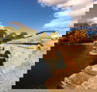 Ross - Accommodation in Bendigo