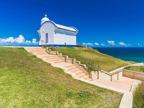 Tacking Point Lighthouse - Accommodation in Bendigo 0