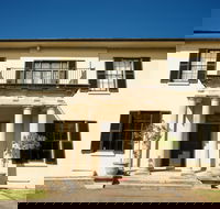 Wivenhoe House - Accommodation in Bendigo