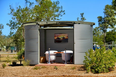Julia Creek Artesian Baths - Accommodation in Bendigo 0