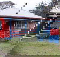 Montague Art and Craft Society  Glasshouse Rocks Road - Accommodation in Bendigo