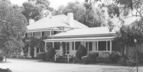 Razorback - Accommodation in Bendigo 0